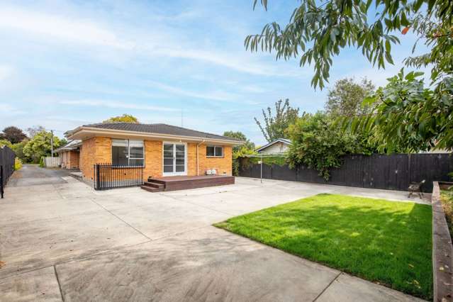 Prime Location with Easy-Care Living