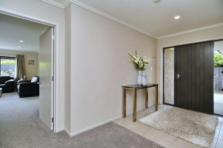 3 Orewa Close Parklands_16