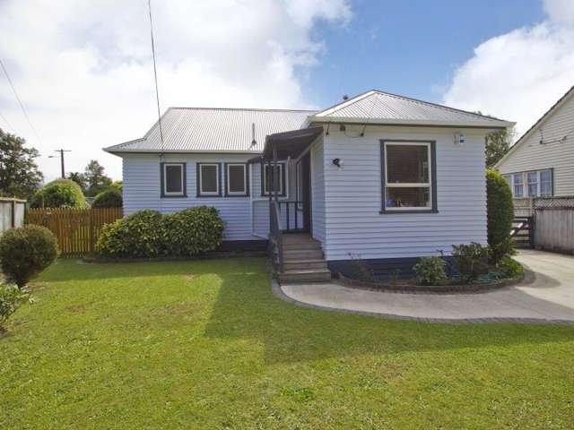 31 Shearer Crescent Naenae_1