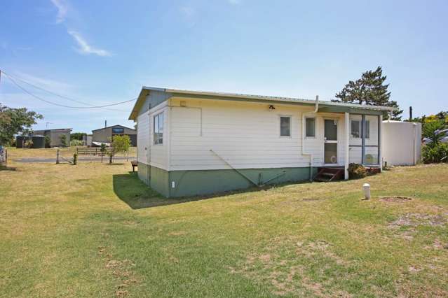 15 Ashwell Drive Port Waikato_4