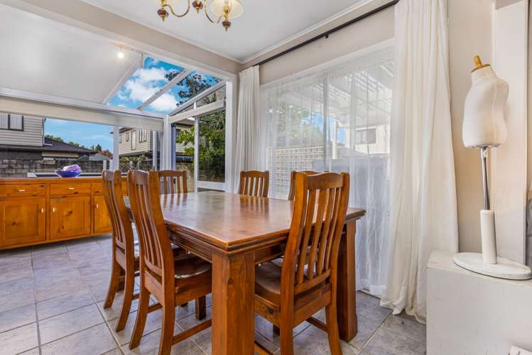 11 Clendon Place Manurewa_4