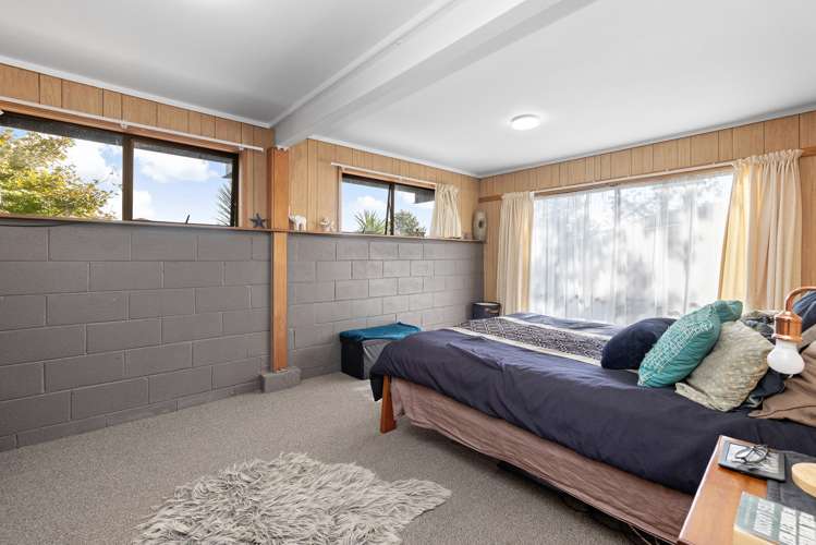 1/15 Castaing Crescent Te Atatu South_16