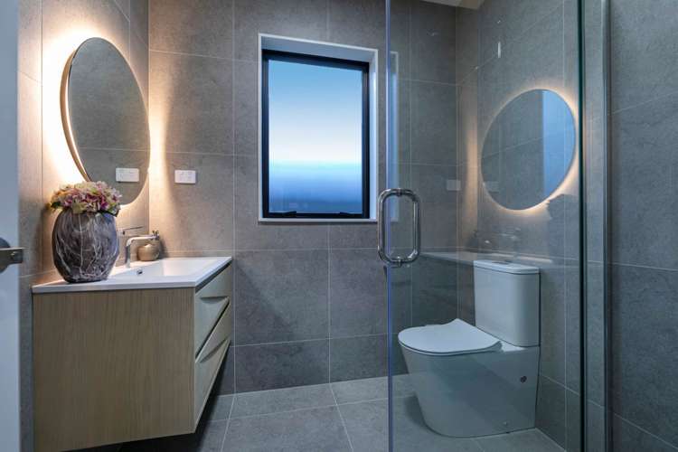 88 Waiwai Drive Wainui_14