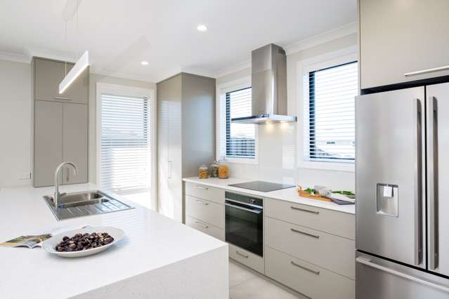 54 Read Crescent, OAK, Willowbrook Community Clive_2