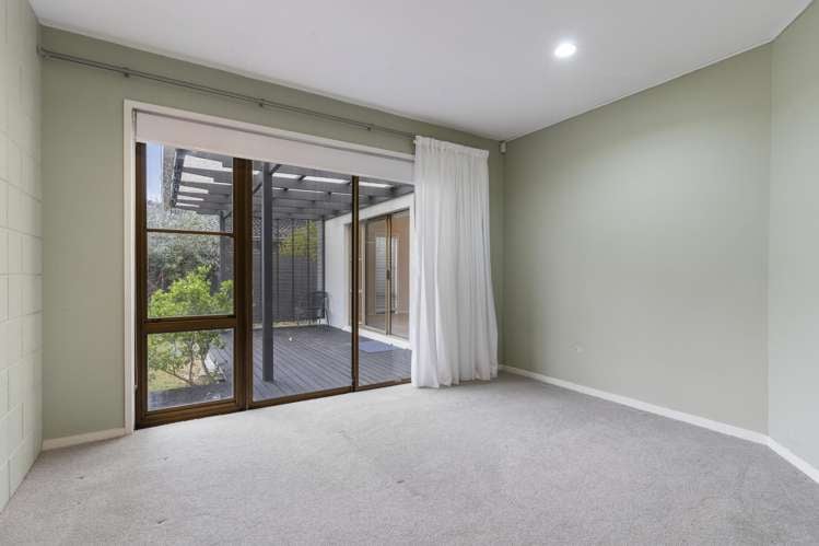 48 Richard Farrell Remuera_9