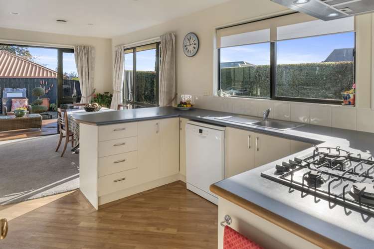 4 Gershwin Grove Stoke_8