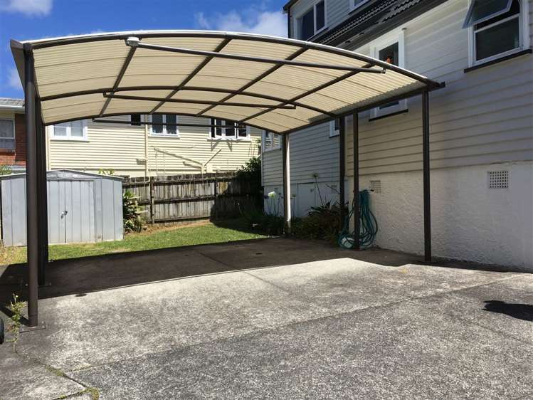 38 Bolton Street Blockhouse Bay_10