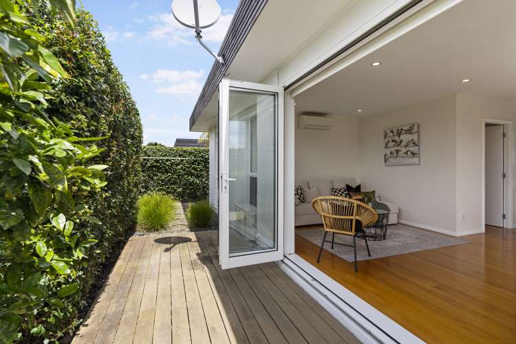 1/51 Uxbridge Road Mellons Bay_8