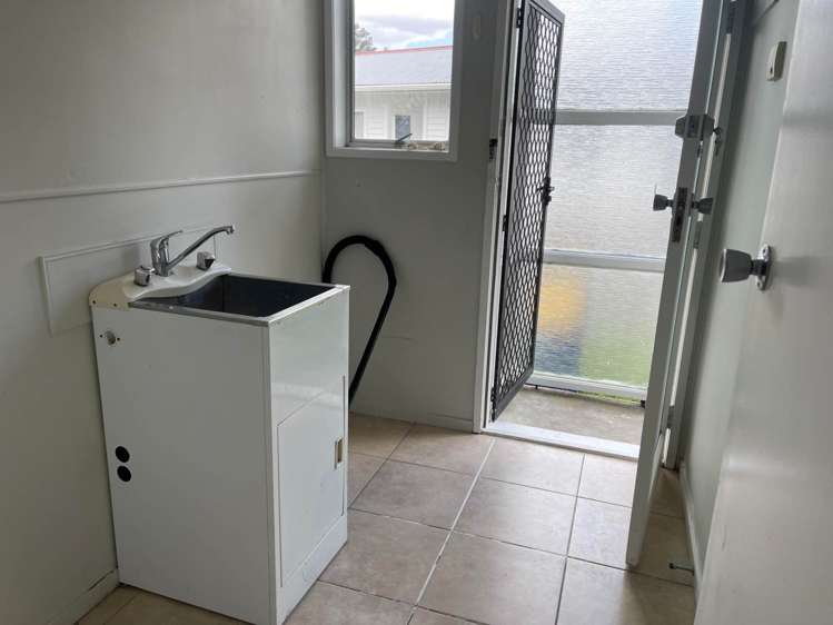 95 Riverpark Crescent Henderson_8