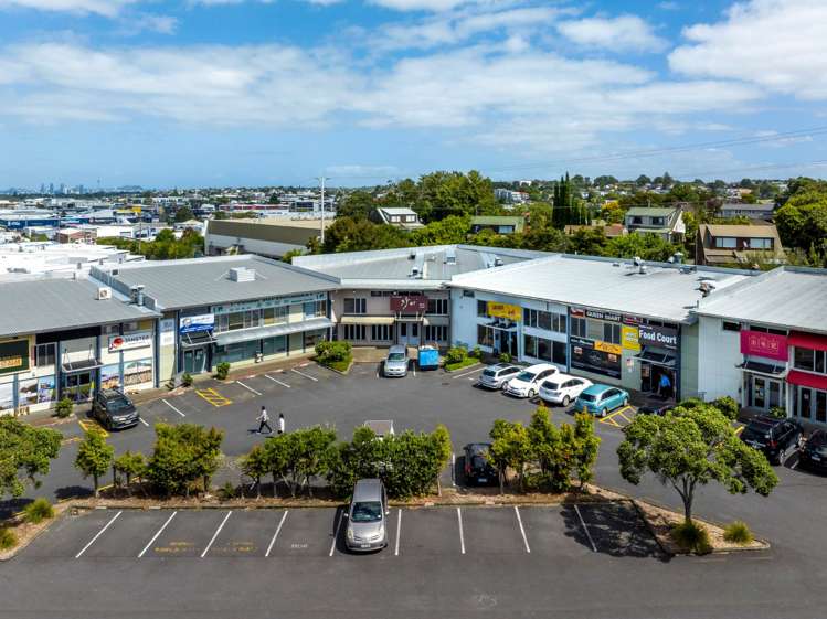 Unit 10A/20 Link Drive Wairau Valley_1