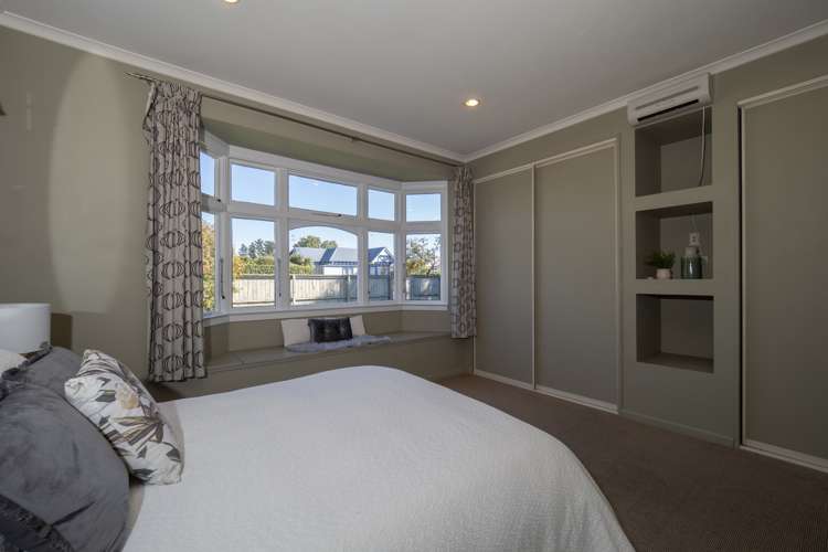 8 Alford Forest Road Allenton_12