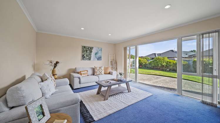 52 Bella Rosa Drive Hei Hei_2