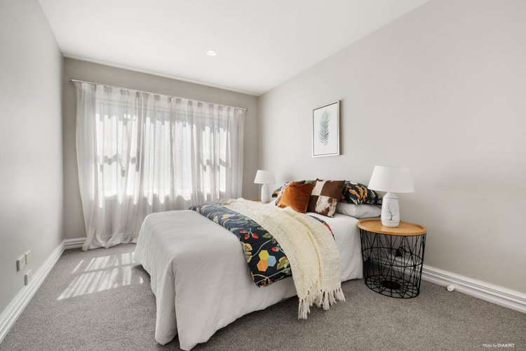 12 Leneford Drive East Tamaki_9