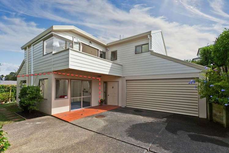 2/32 Seaview Road Castor Bay_14