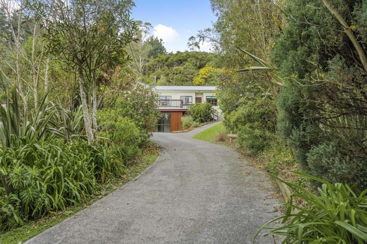19 Sheehy Grove Wainuiomata_16