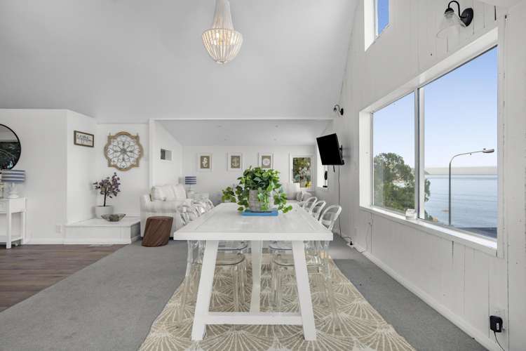 502 Marine Drive Eastbourne_6