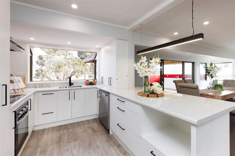 18 Kaanapali Place Wattle Downs_14