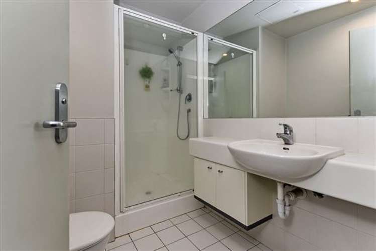 2f/205 Hobson Street Auckland Central_14