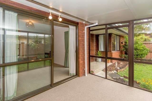 2/35 Division Street Riccarton_3