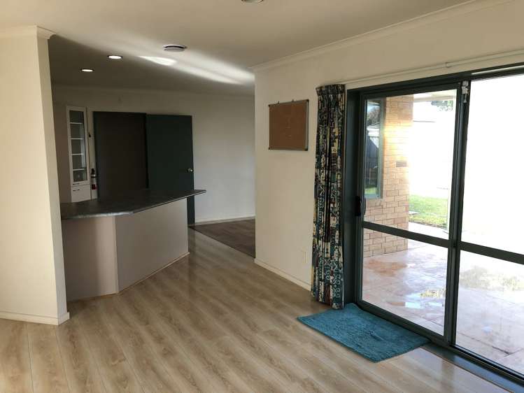 207 Thomas Road Rototuna North_8