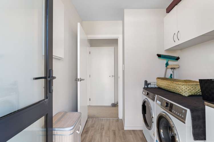 77 Tihaka Beach Road Riverton & Surrounds_21