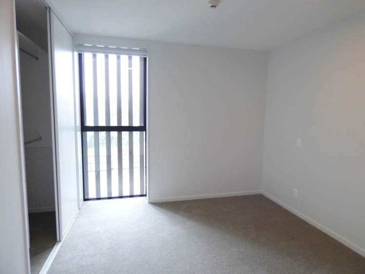 211/3 Bluegrey Avenue Stonefields_9