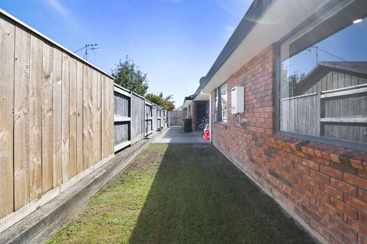 42 Peter Hall Drive Kelvin Grove_26