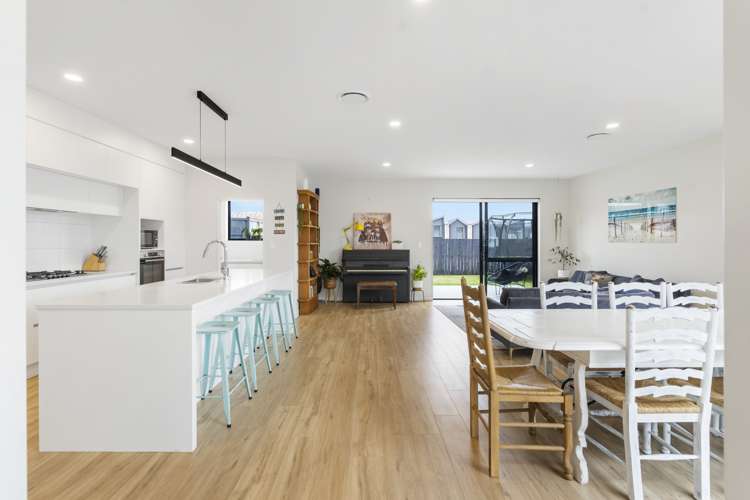 70 Symes Drive Red Beach_9