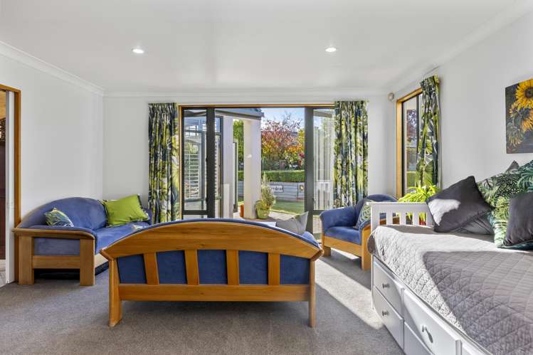 4/74 Birch Street Hilltop_17