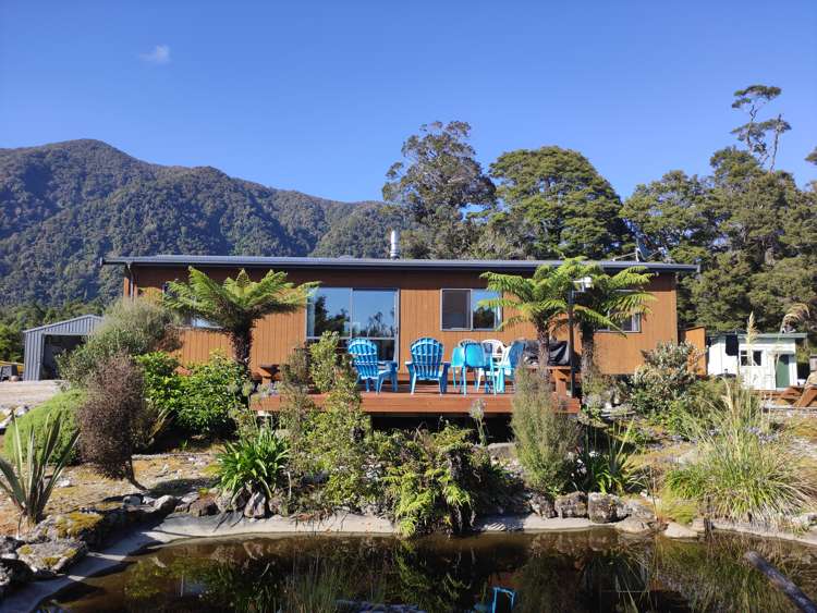 3980C Haast Jackson Bay Road_0