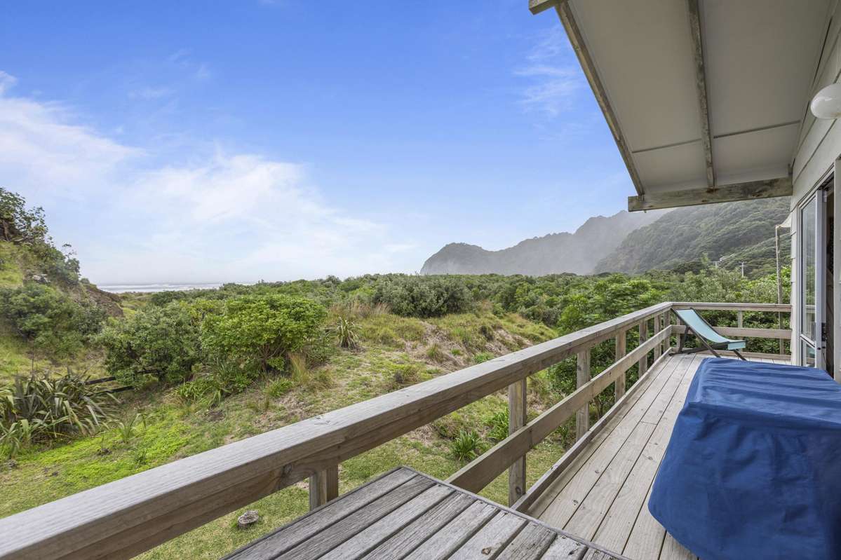 36 North Piha Road_4