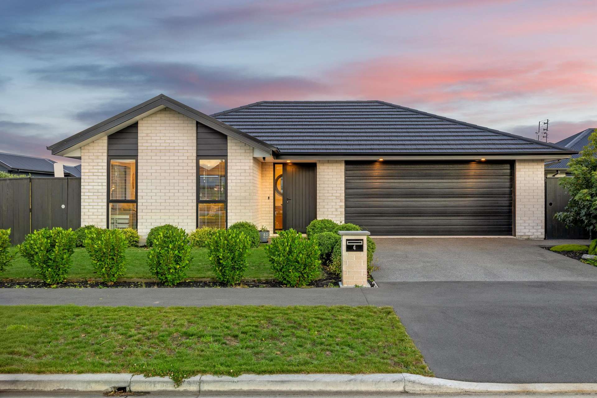 4 Selfe Crescent Burwood_0