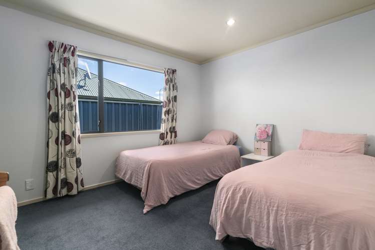 5 Larch Crescent Alexandra_8