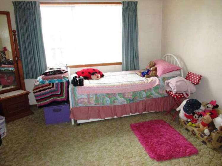 63 Dick Street Reefton_11