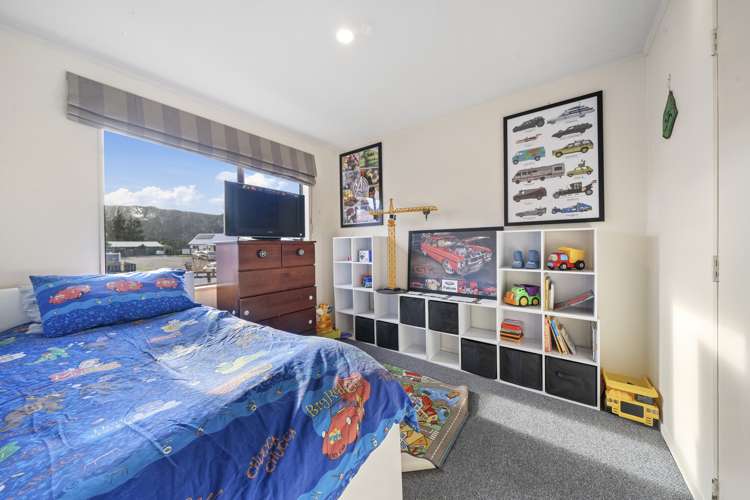 21 Newburn Grove Wainuiomata_7