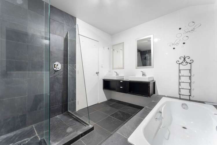 65a Peter Buck Road New Windsor_13