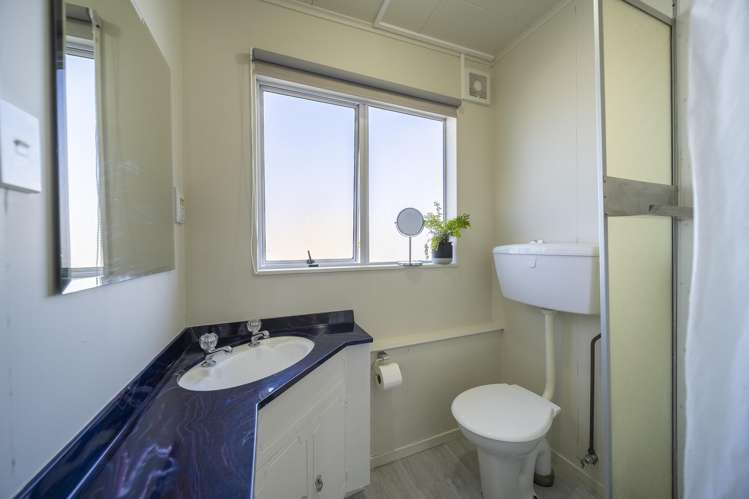 14 Pompolona Street Te Anau_16