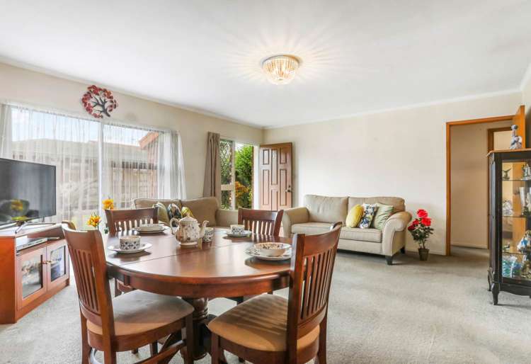 2/5 West Street_5