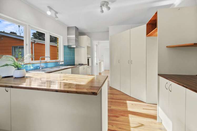 11 Totara Valley Road_4