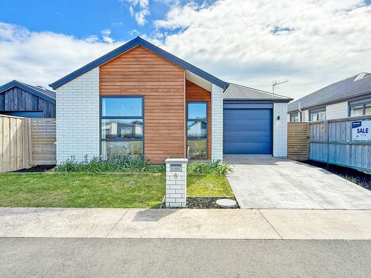 8 Greengrass Crescent_0