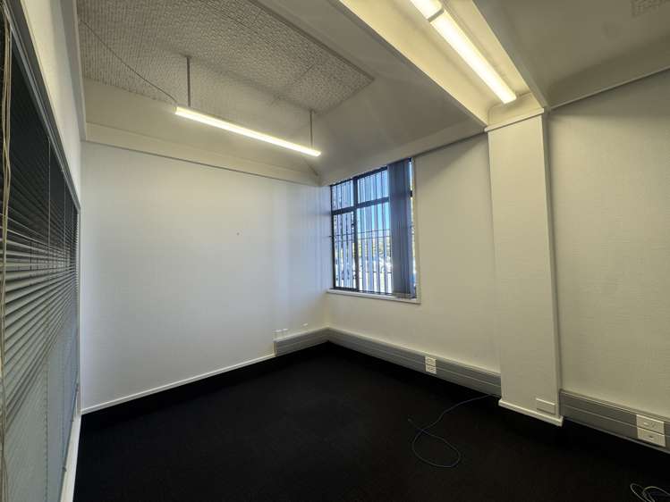 112 Gordon Road Mosgiel_8