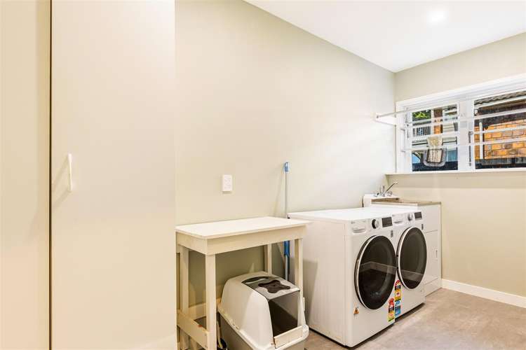 7 Waterfront Road Mangere Bridge_26