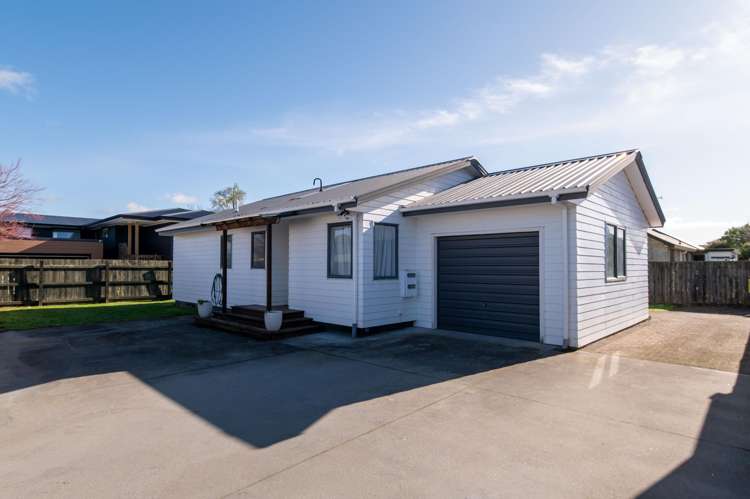 9a Holland Street Glenholme_15