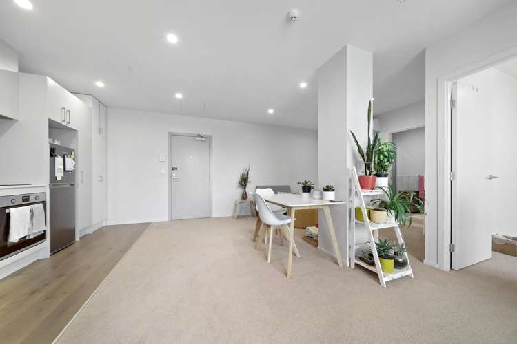 402/18 Mountain Ash Drive Frankton_8