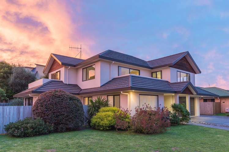 4 Lorna Irene Drive Raumati South_19