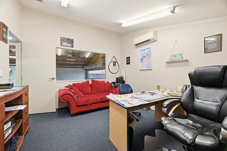 91 and 93 Riri Street Mangakakahi_9