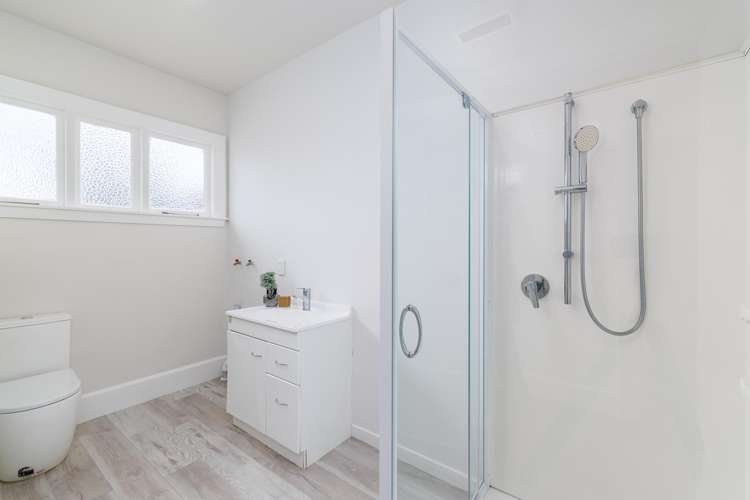 13 Cuffs Road Wainoni_10