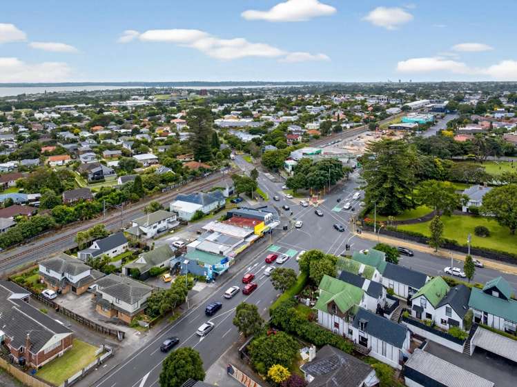1087 New North Road Mt Albert_6