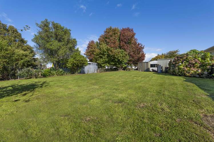 92 High Street Eltham_14