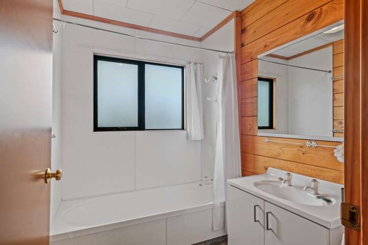 4 Alpine Avenue Hanmer Springs_13